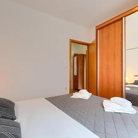 Apartamento Peach House Pula