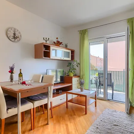 Peach Apartment *